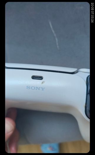 PS5 dualsense white