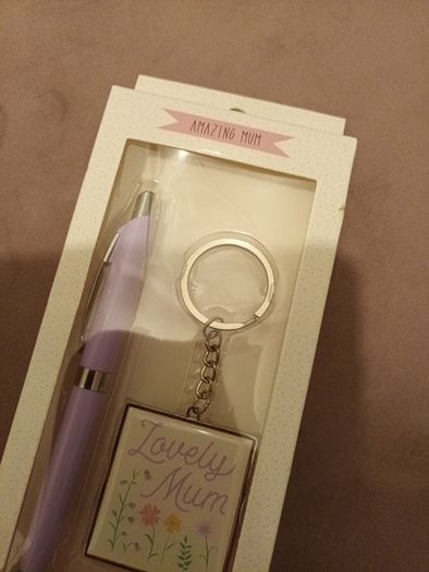 Mothers day pen and keyring set