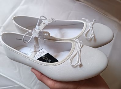 Occasional / Communion sandal - UK4/EU36 - New