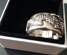 New silver vintage ring with dragon