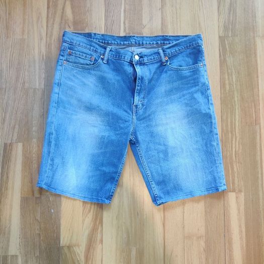 Levis 511 Jean Shorts (W40)