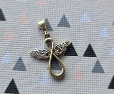 Gold pendant, stamped 375. A few stones are missing, so selling for repair. Please see photos for condition.