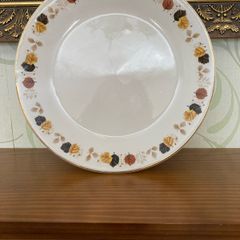 Arklow Pottery Autumn Leaves 9 inch plate