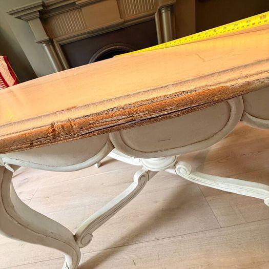 Ex Shop display table 47 width  39 length 30hight