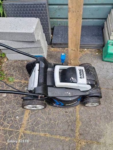 lawnmower