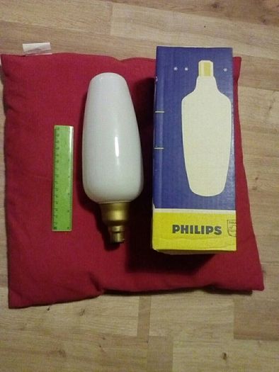 Large lightbulb