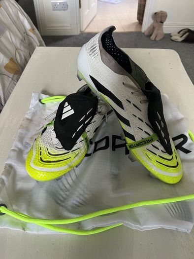 Adidas Predator Elite FT Size 10 (FG Stud)