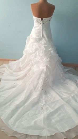 Wedding dress