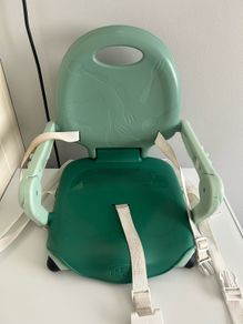 Free foldable booster seat