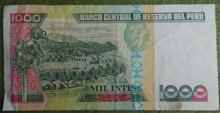 Variety of 10 Different Foreign Banknotes most of Peru