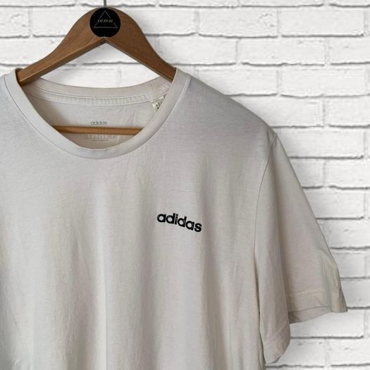 Adidas T-Shirt