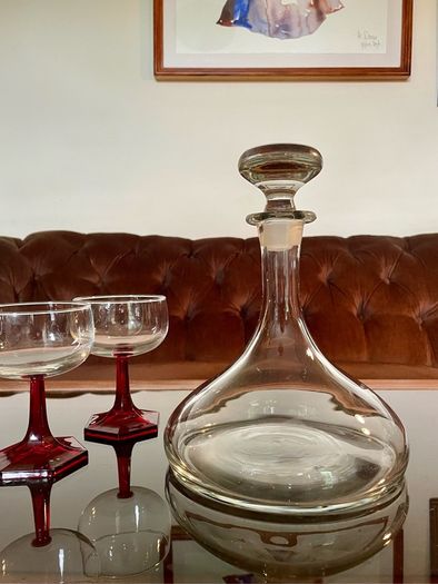 Vintage Full Bodied Red Wine Glass Decanter Original Stopper
