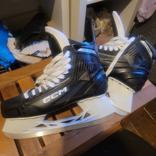 mens ice skates