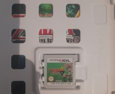 Legend of zelda: a link between worlds