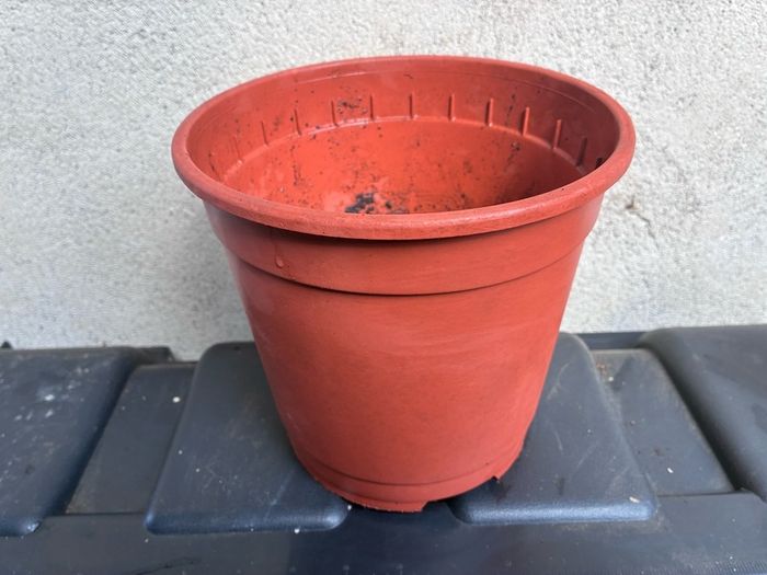 Plastic terracotta flower pot