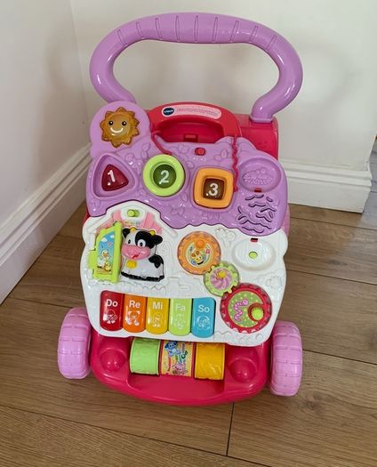 VTECH baby walker