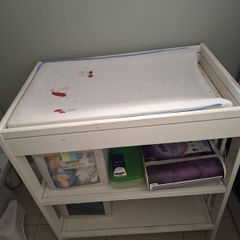 Baby changing table