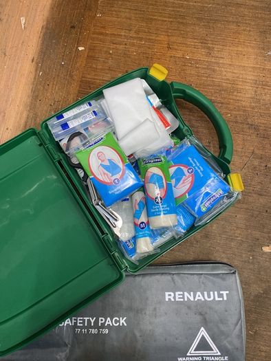 FIRST AID & Safety kit