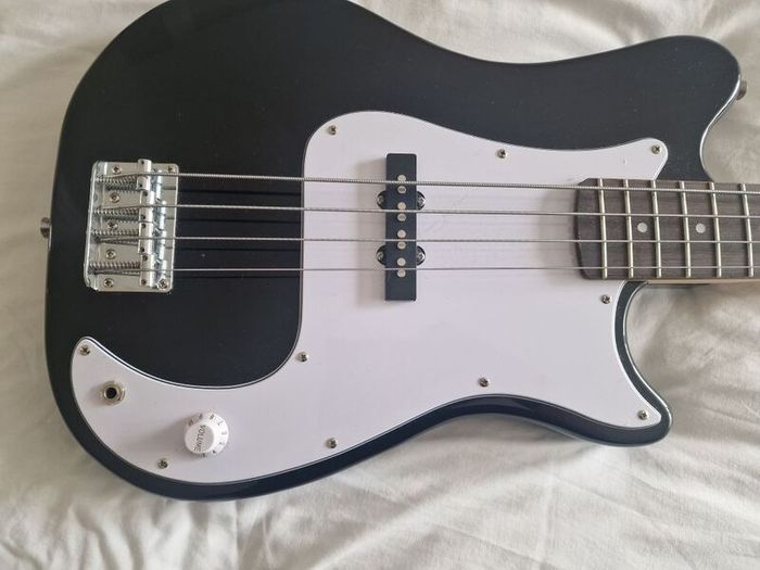 Visionstring Bass Guitar Pack, Black