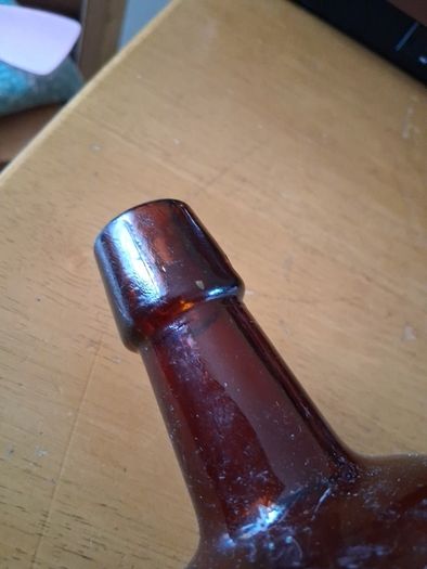 T.r.caffrey Belfast Swingtop Bottle