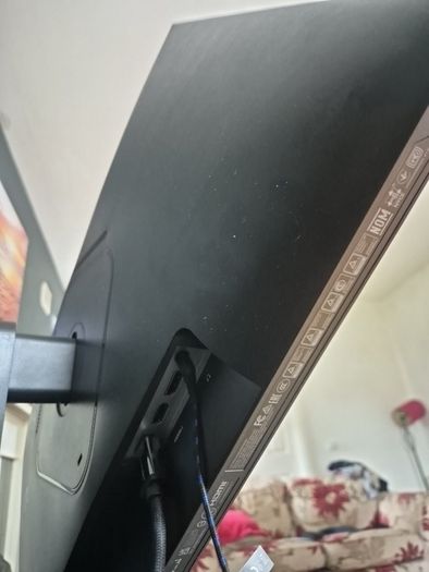 pc monitor and  ps4