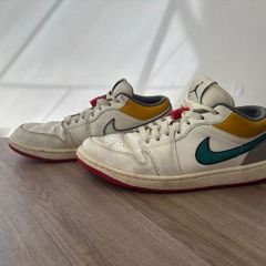 Air Jordan 1 Low Premium