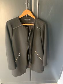 Zara Black Zipped Coat