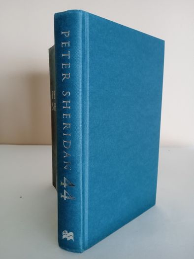 44: A Dublin Memoir by Peter Sheridan (RB530)