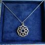 Vintage 925 Sterling Silver Celtic Knot Pendant and Necklace length 16" - 3g Image 2