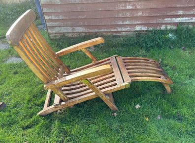 Wooden folding garden chairs