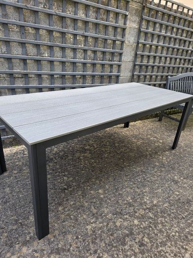 Garden table