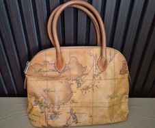 Alviero Martini bag