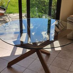 Dinning table