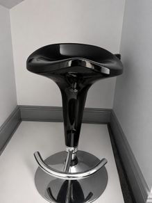 Kitchen bar stools