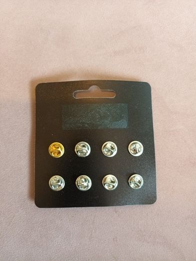 8 pack retro pin badges