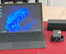 Microsoft Surface Pro 5 - Core i5 - 8gb RAM - 256gb SSD - Dockstation