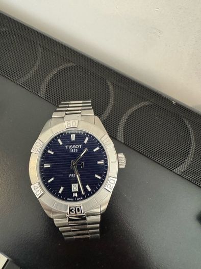 Tissot PR100
