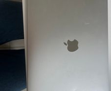 MacBook broken screen