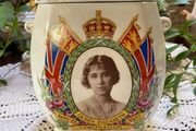 Vintage collectable biscuits barrel