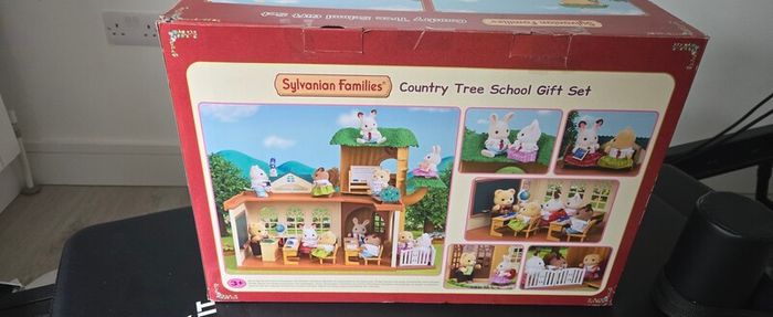 sylvanian families country tree school