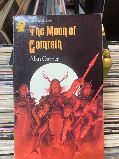Large Selection of Science Fiction and Fantasy Books