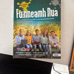 Fuinneamh nua LC Irish book