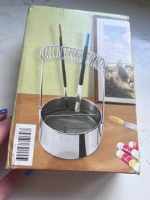 Paint brushe holder