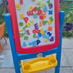 chalk board and magnetic board