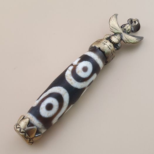 Vintage 6 Eyes Hiamalyan Tibetan Agate Bead Brass Pendant