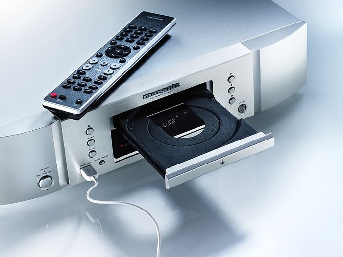Multi Award winning CD player Marantz CD-6004 pristine Boxed with all accessories fully serviced