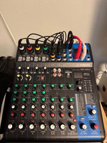 Yamaha MG10 XU mixer with usb