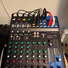 Yamaha MG10 XU mixer with usb