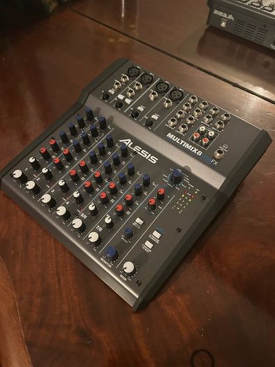 Alesis Multimix 8 USB