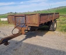 Tipping trailer